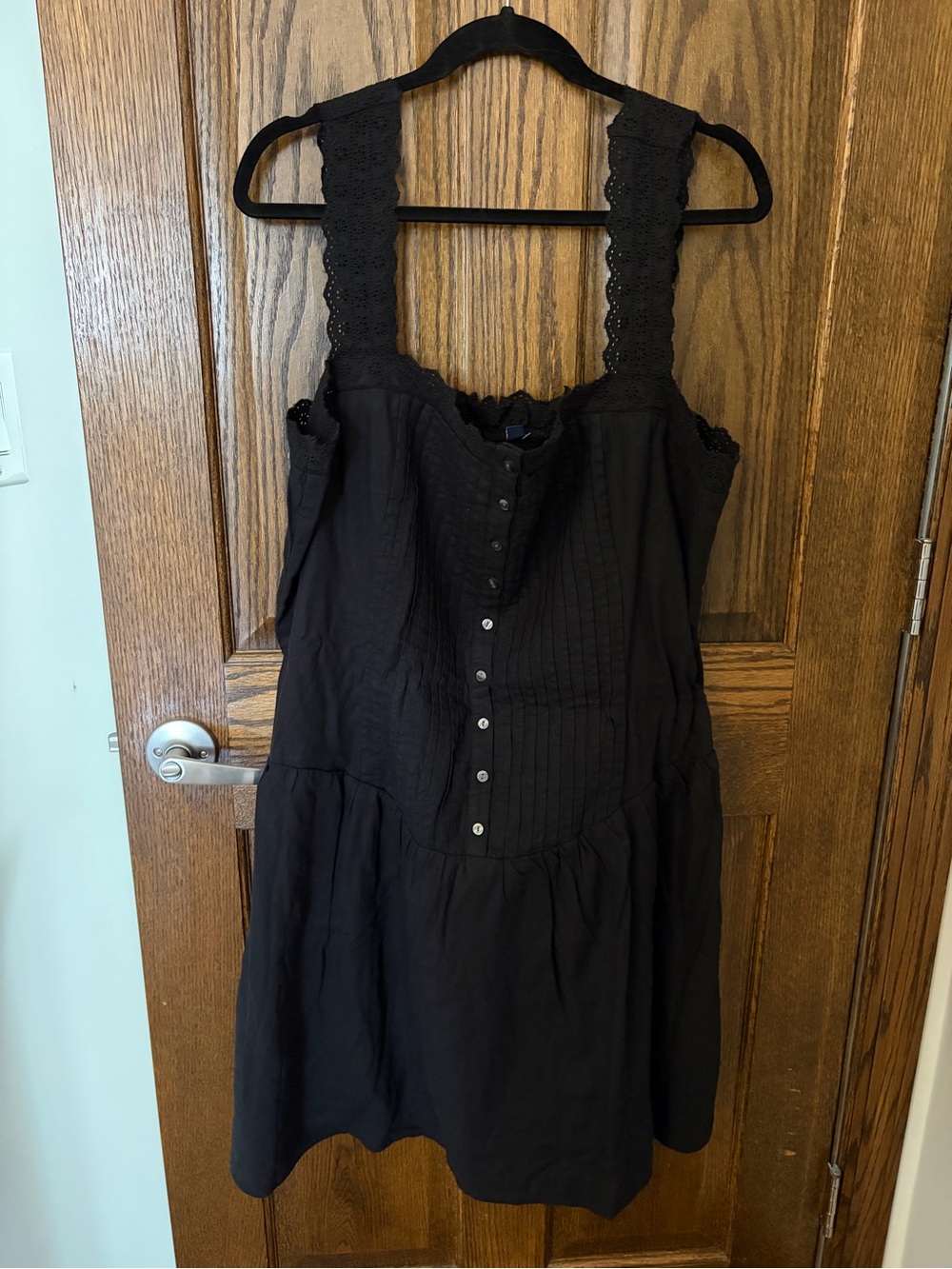 GAP Black Sleeveless Eyelet-Trim Mini Dress